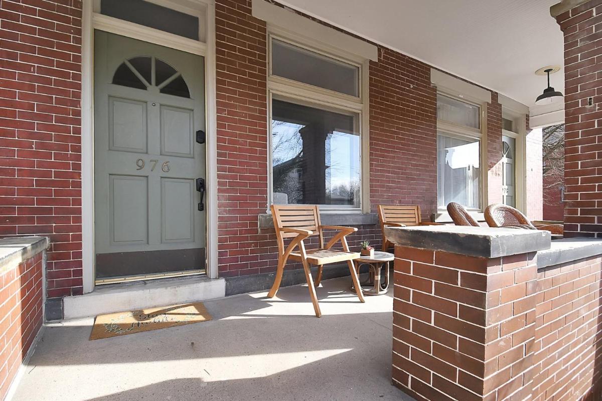 Modern European 1BR near DT-Historic St - Housity