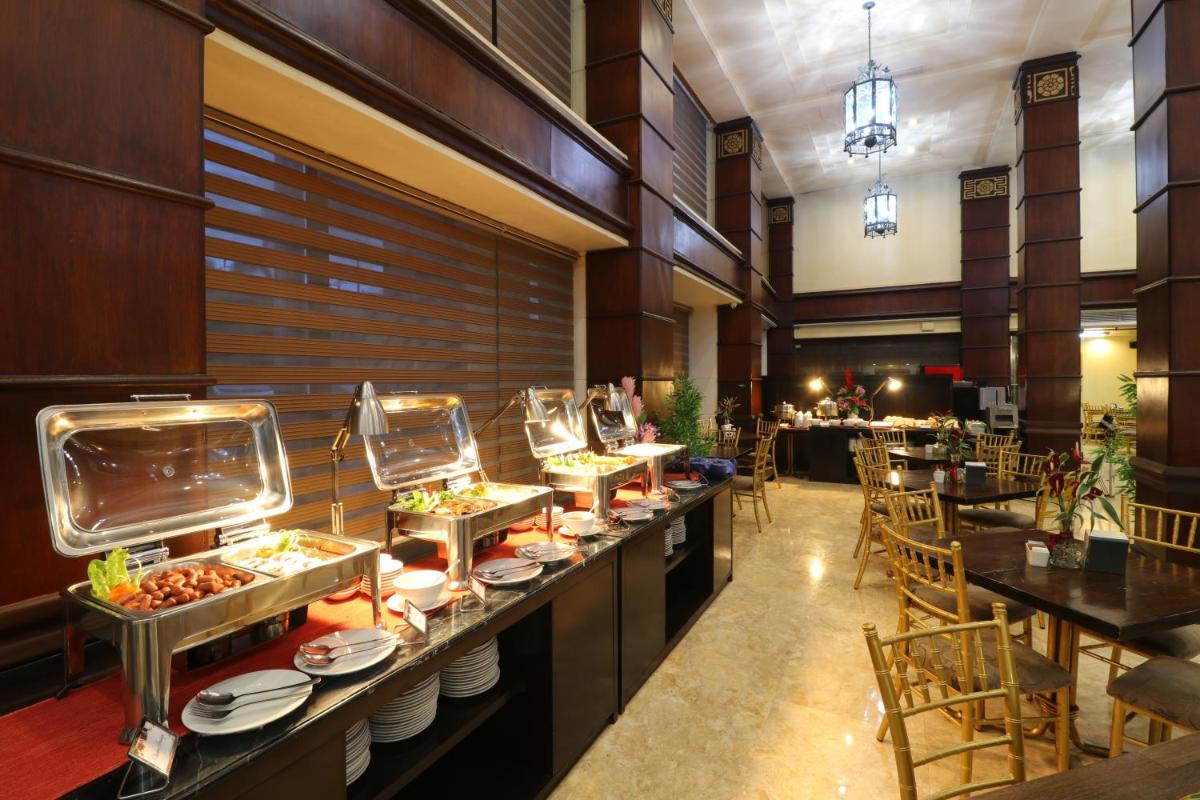 Bayview Park Hotel Manila - Hizvo