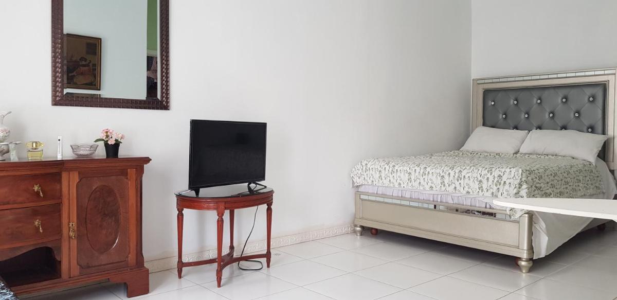 Little Savoy - Housity
