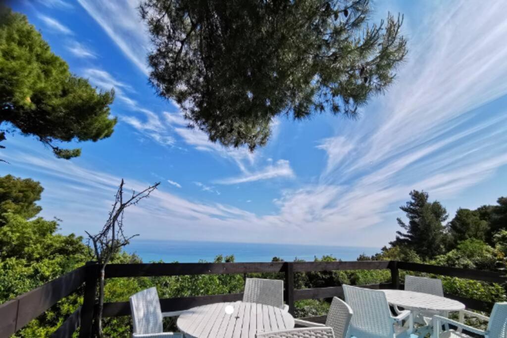 [Vicolo Del Bacio 5]Nudist Village - For Adults - Housity