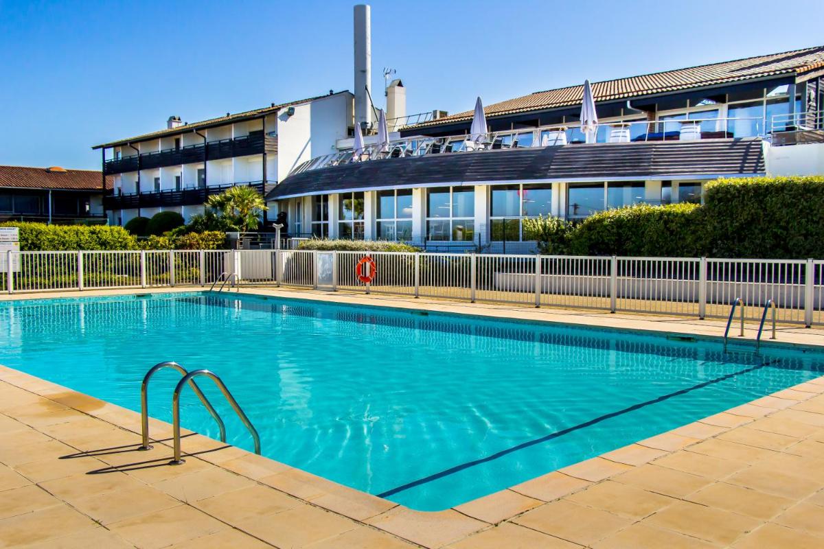 Azureva Club Anglet - Housity