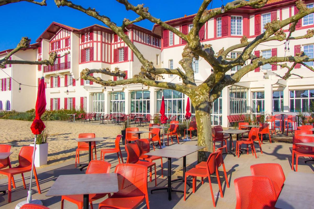 Restaurant ou autre lieu de restauration dans l'établissement Hôtel du Parc & Spa