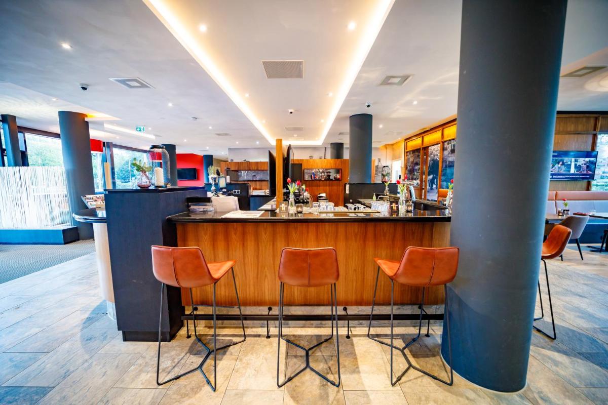 Bastion Hotel Geleen - Housity