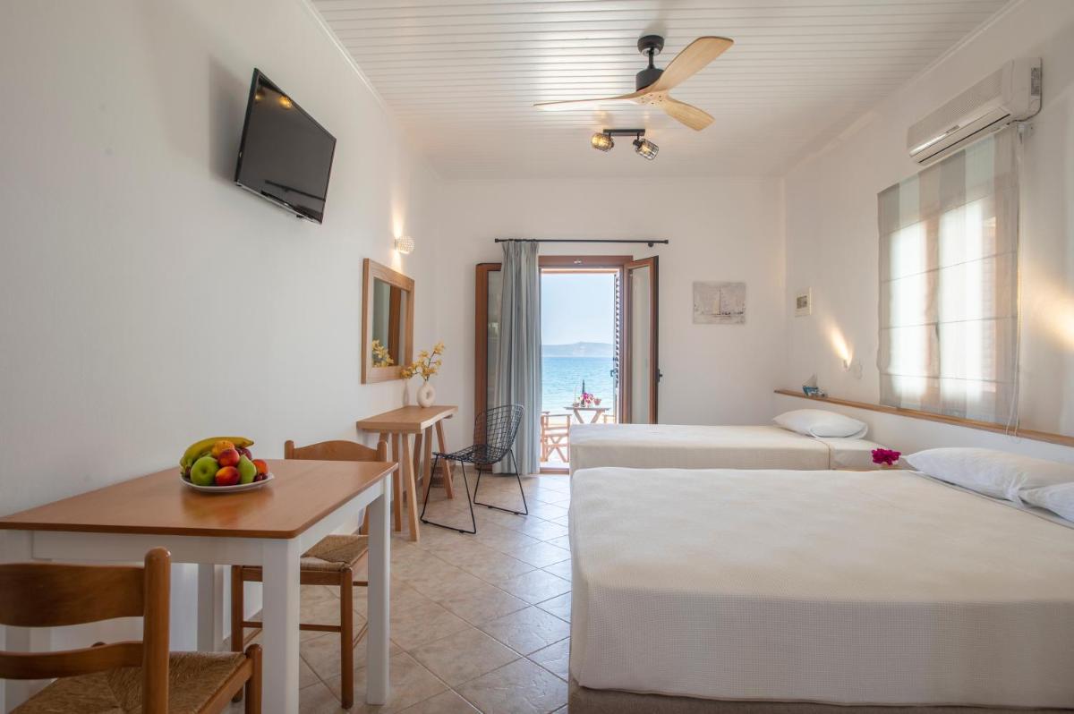 Asterias Studios Finikounda - Housity