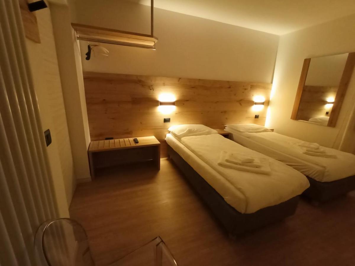 Affitto Stanza con bagno - Housity