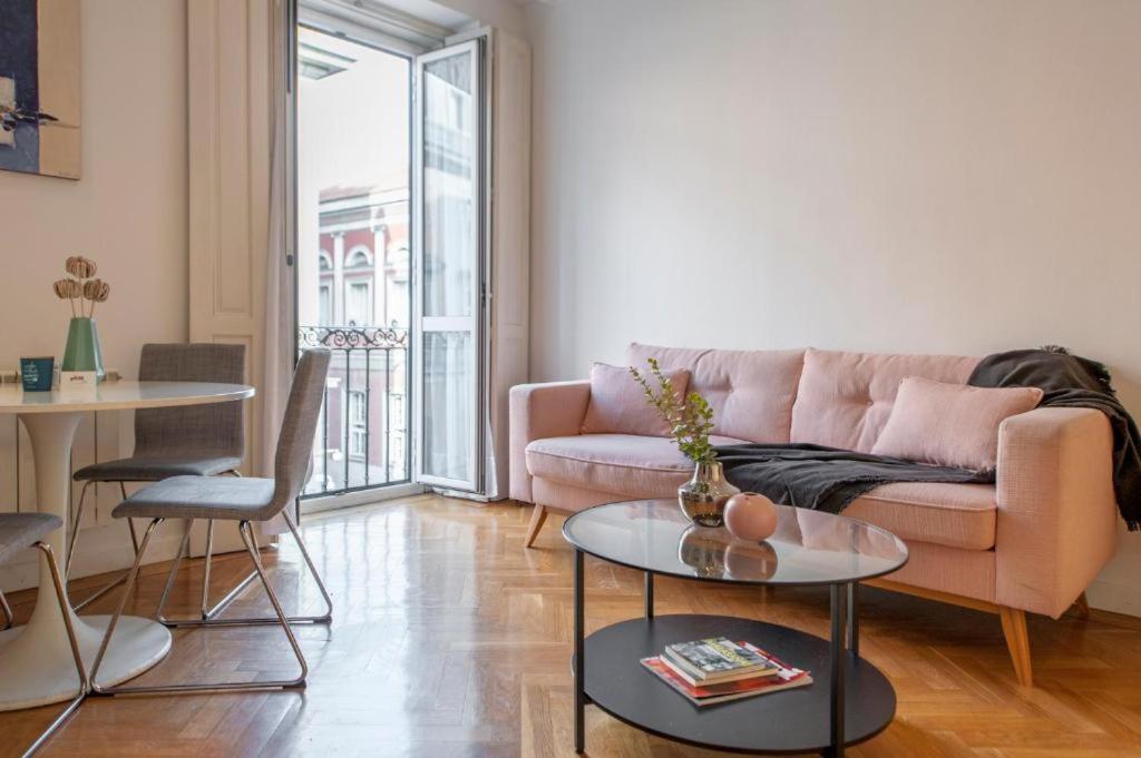 Suitetrails - CHIC APARTMENT GRAN VIA I - ElevenHost