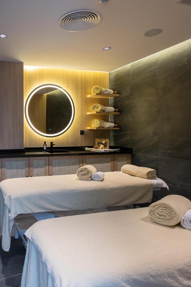 Cama o camas de una habitación en MYND Yaiza