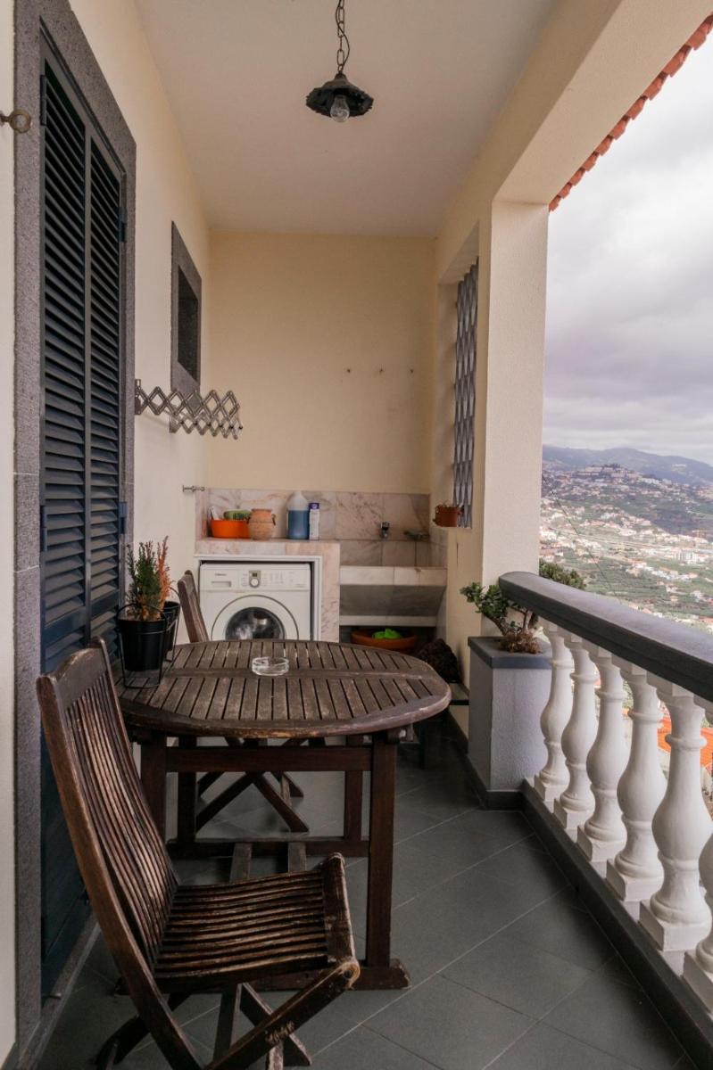 Sunset House - Housity