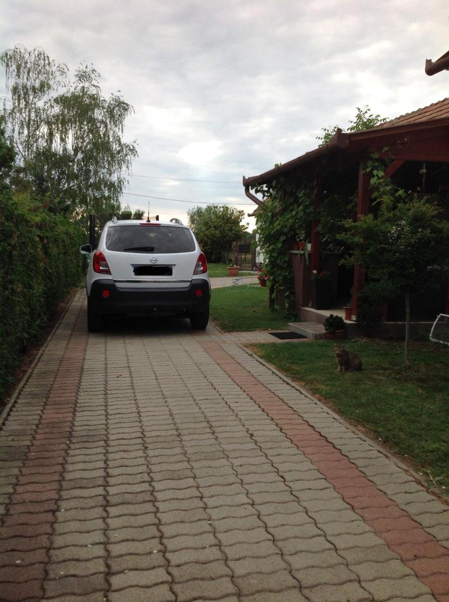 Viktória Apartman - Housity