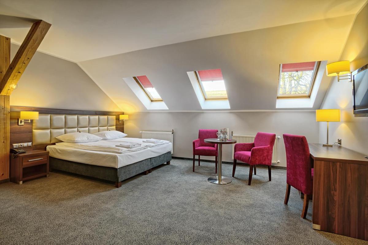 Hotel Kamieniczka - Housity