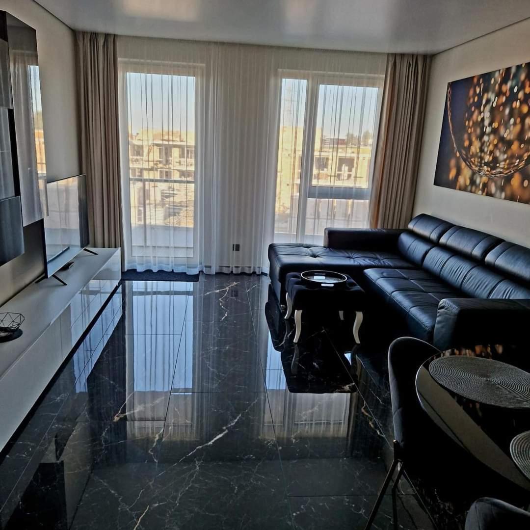 Deluxe apartments - self check in - Housity