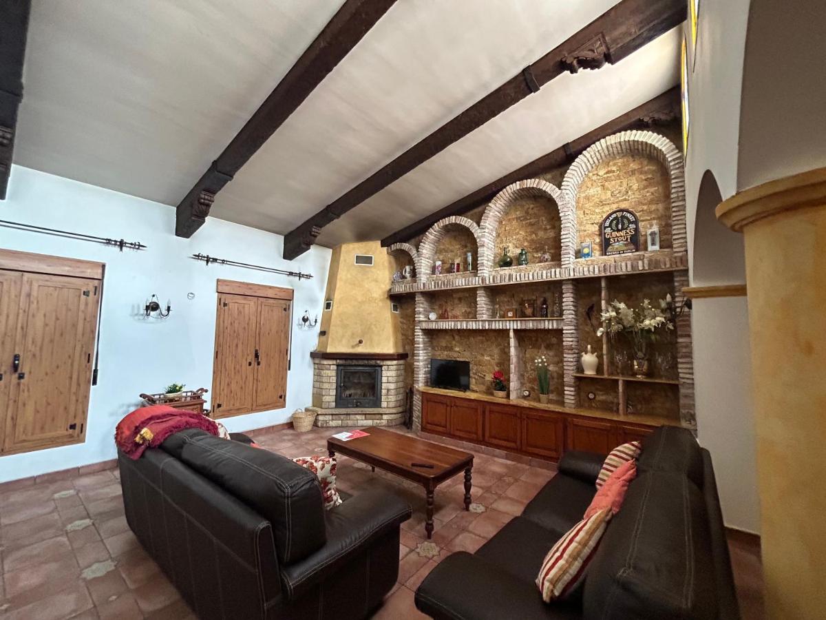 Villa El Tomelloso - Housity