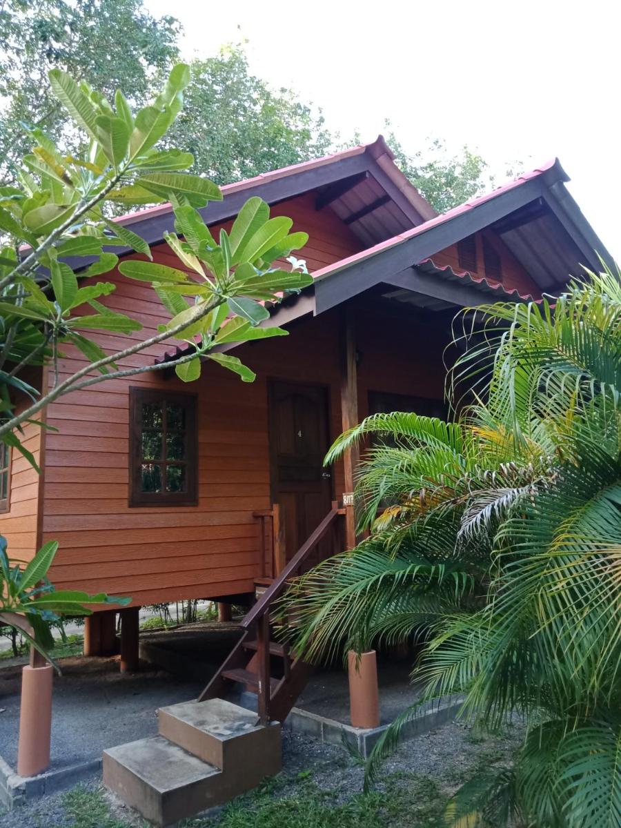 Najjamee Bungalows - Housity