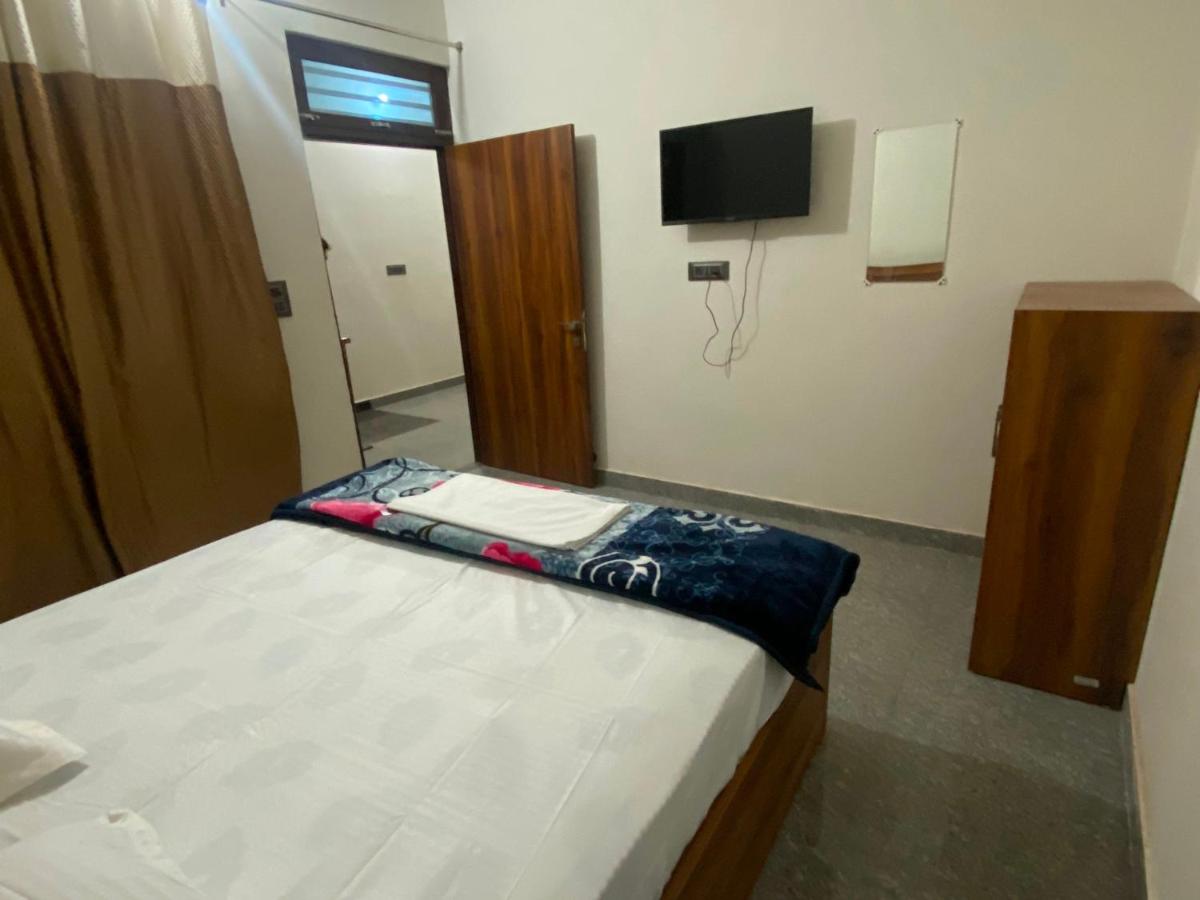 Hotel O POP K Happy Rooms - Housity