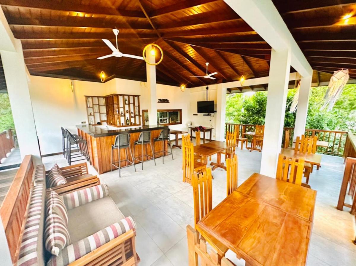 Lagoon gate Tangalle Resort - Housity