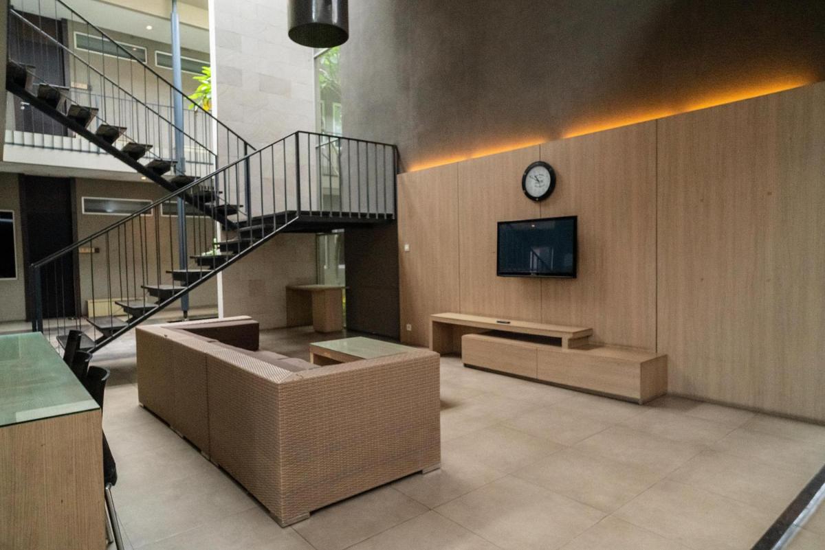 3J Home - Housity