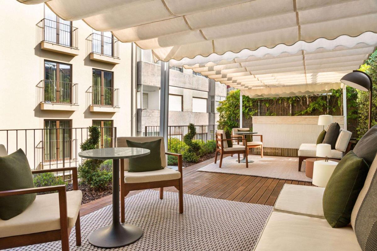 Fontinha Porto, Trademark Collection by Wyndham - Housity