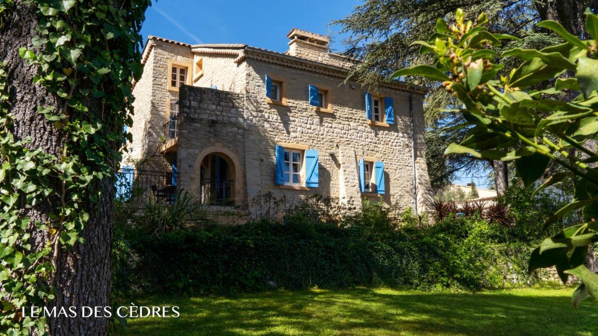 Villa authentique a Saint Maximin la Sainte Baume avec piscine privee - Housity