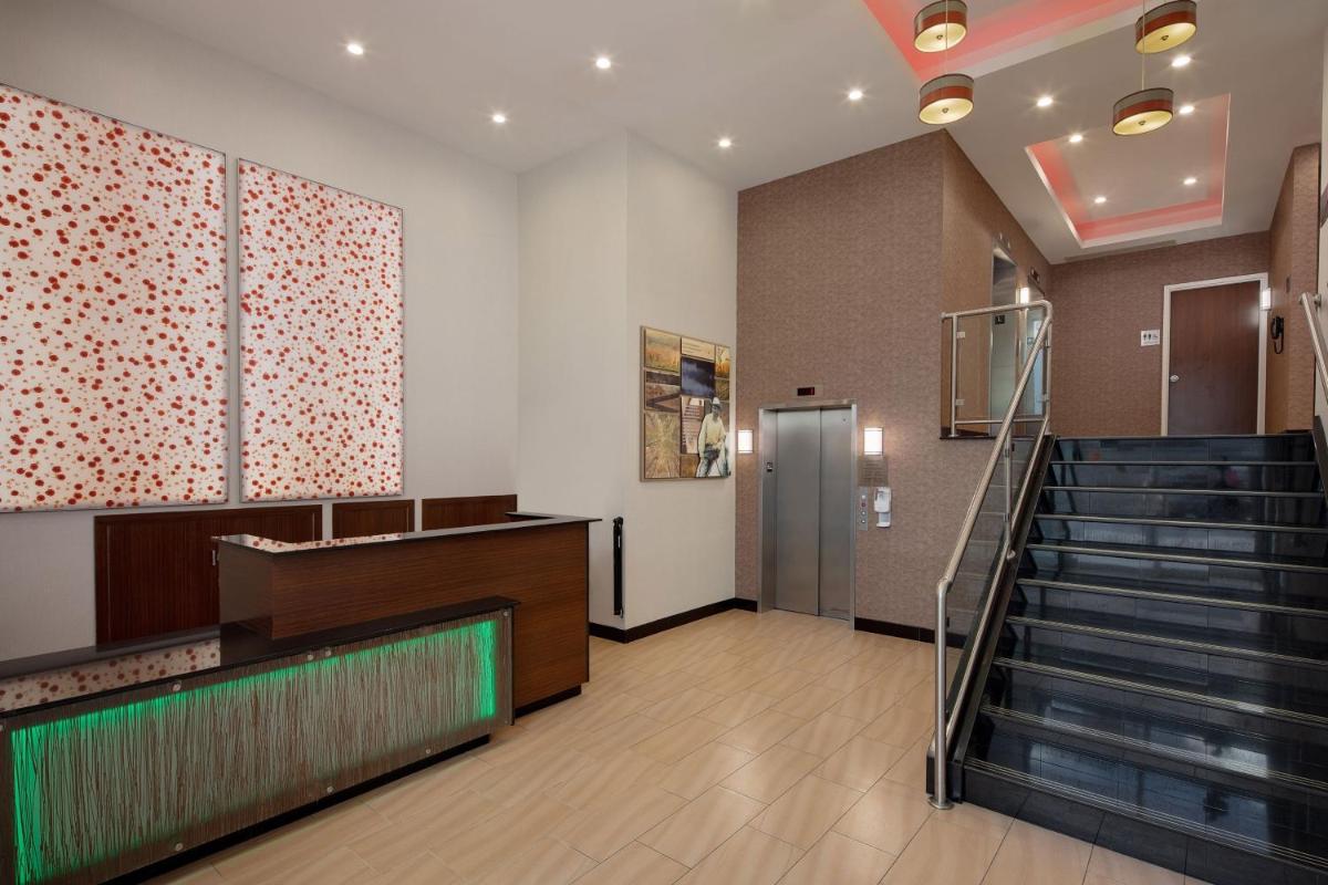Fairfield Inn & Suites New York Manhattan/Downtown East - Housity