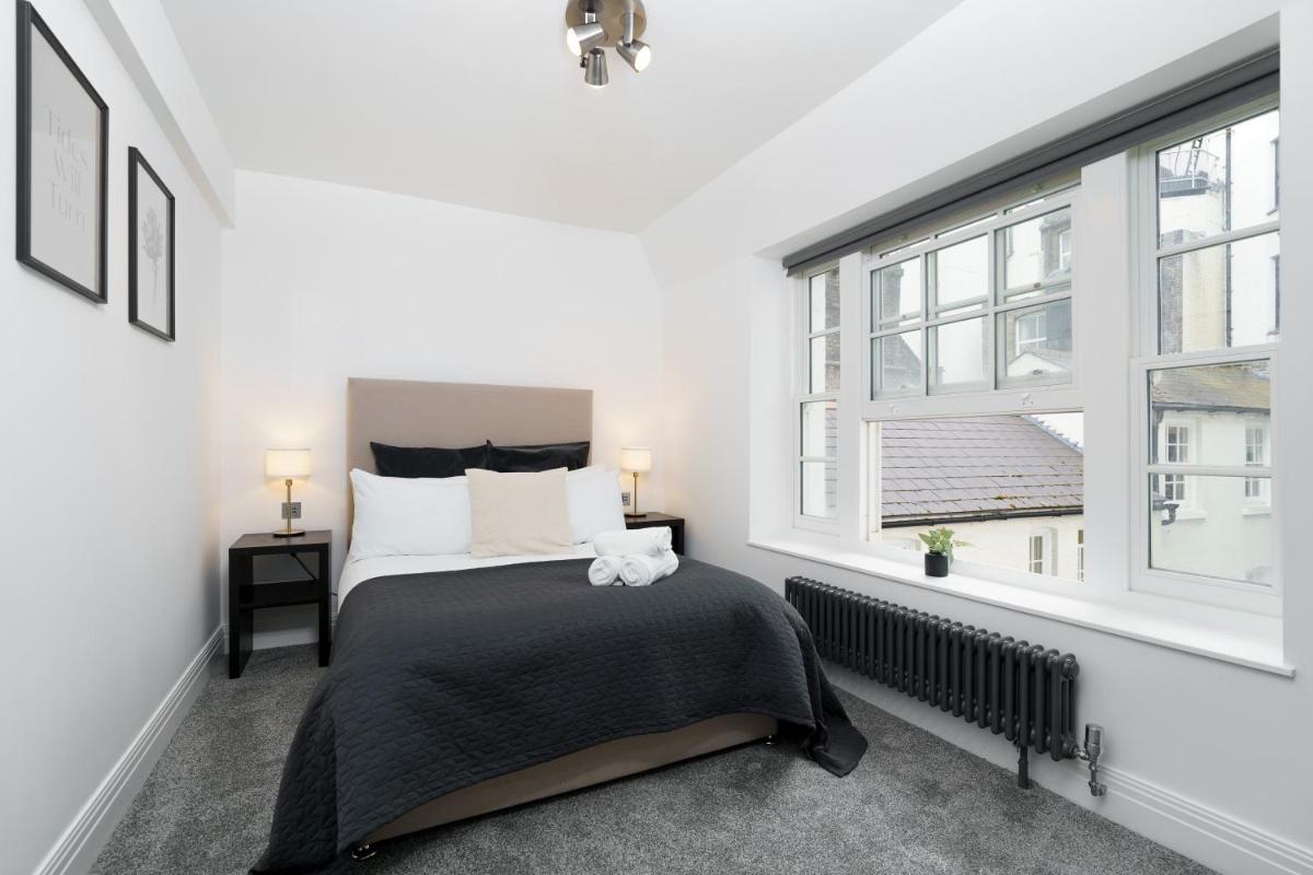 Aircon 2 Bedr, 3 Beds, 2 Bath Covent Garden, Subway - Housity