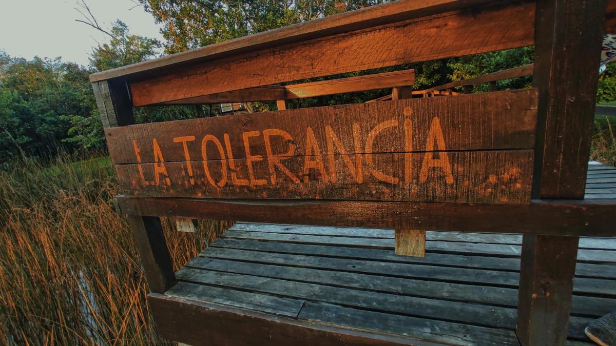 La Tolerancia - Housity