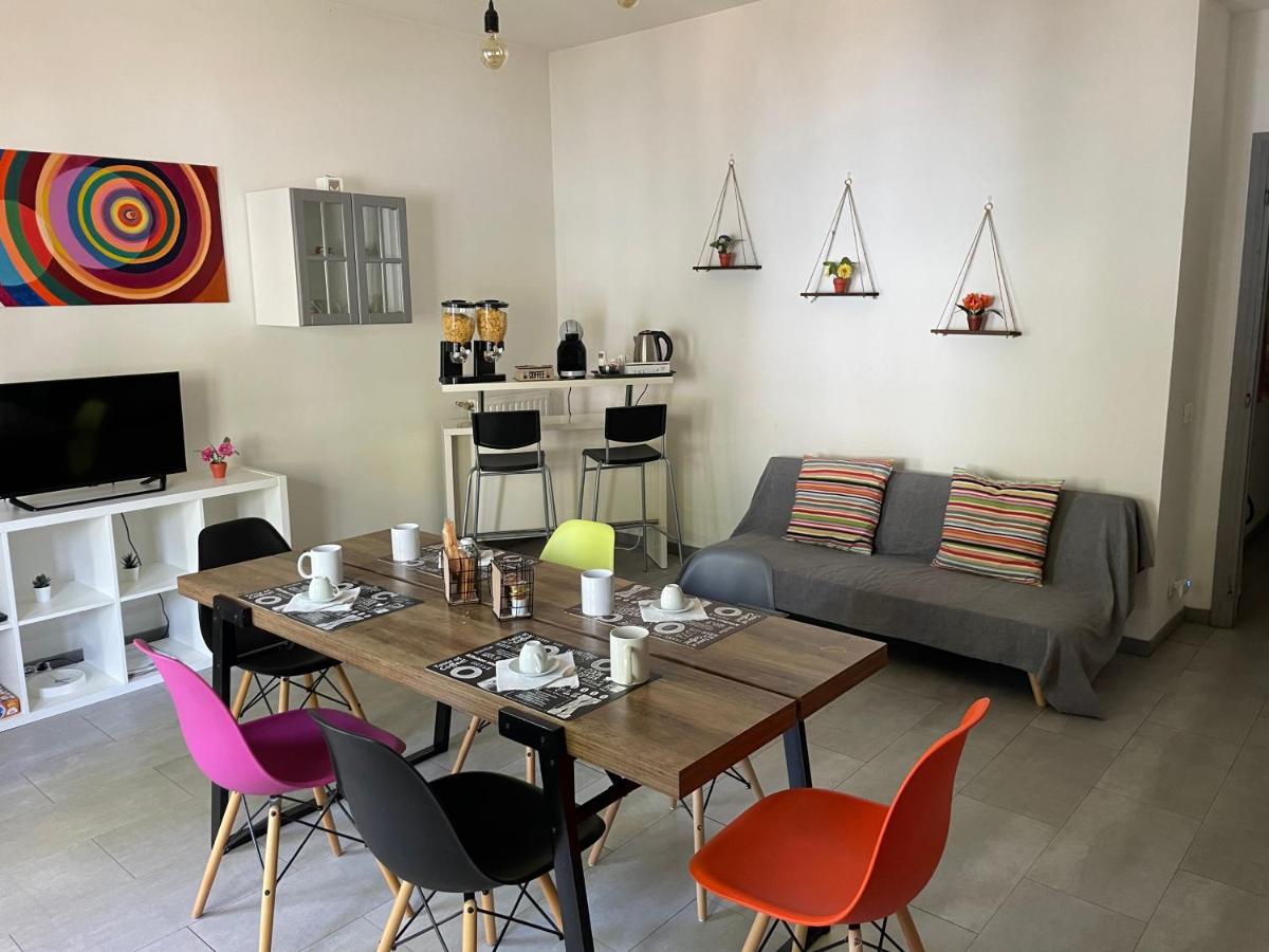 window on the lake - Housity