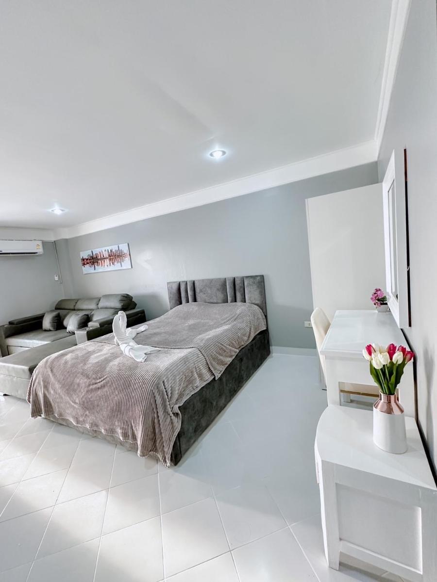 Sea sand sun Condominiums - Housity