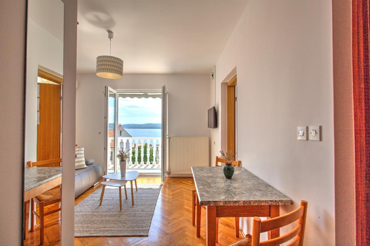 Anmarie Apartments Crikvenica - Housity