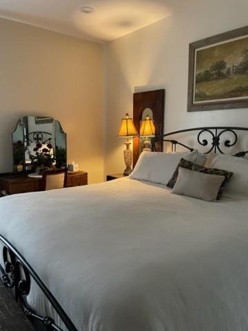 Cajun-Get Away - Housity
