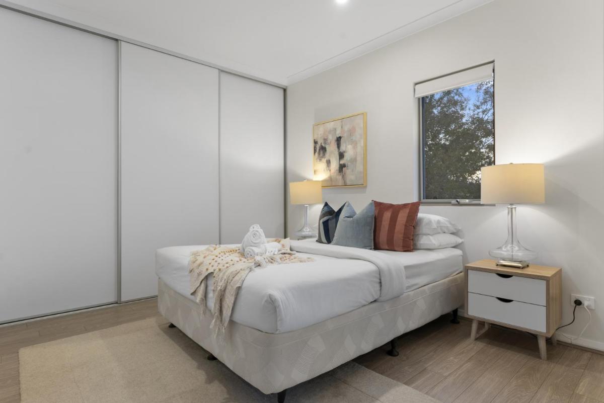 Suitetrails - Contemporary Comfort Suite Relax and Explore