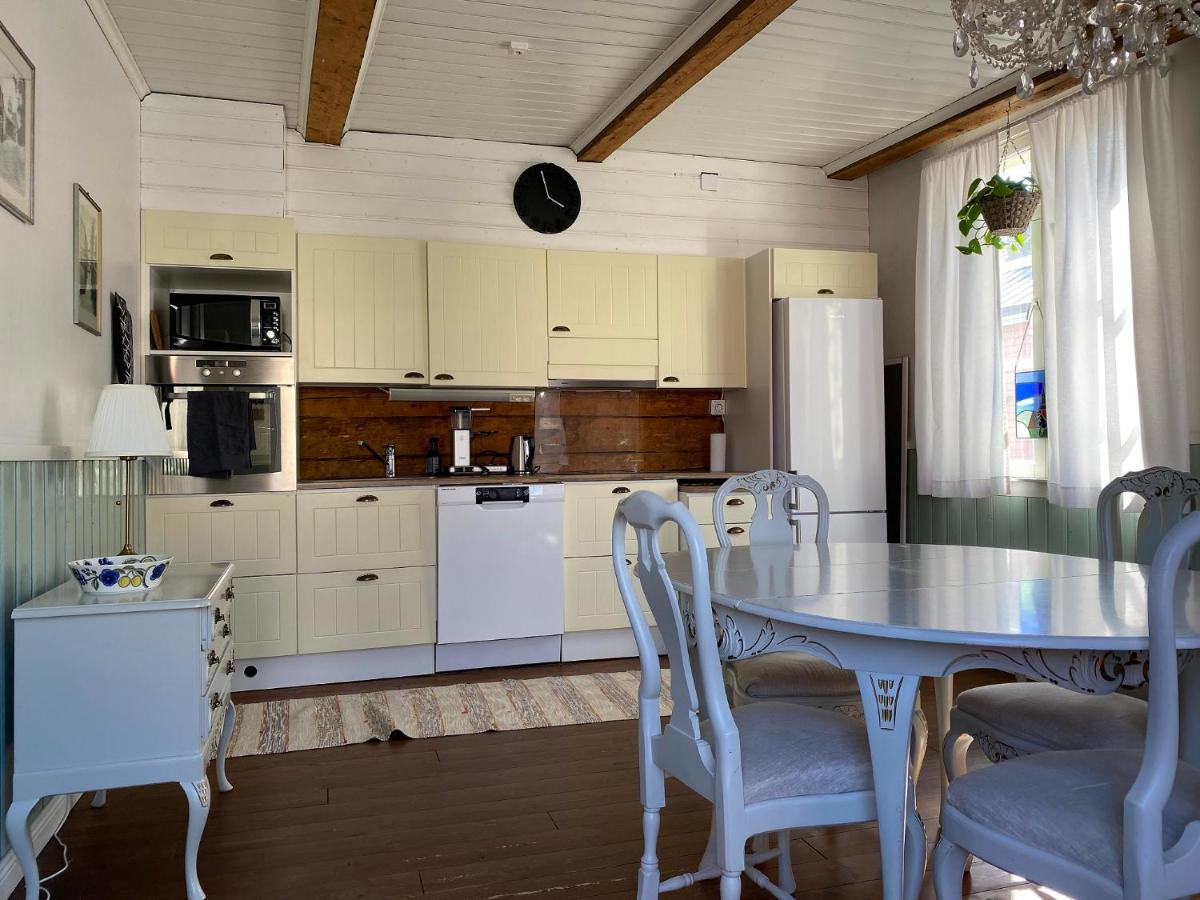 Krepelin Apartments - Housity