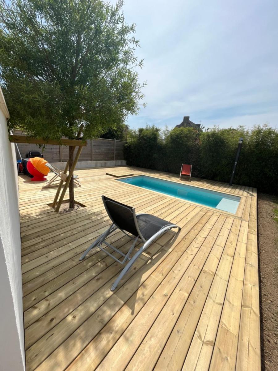 Charmante maison avec piscine - Housity