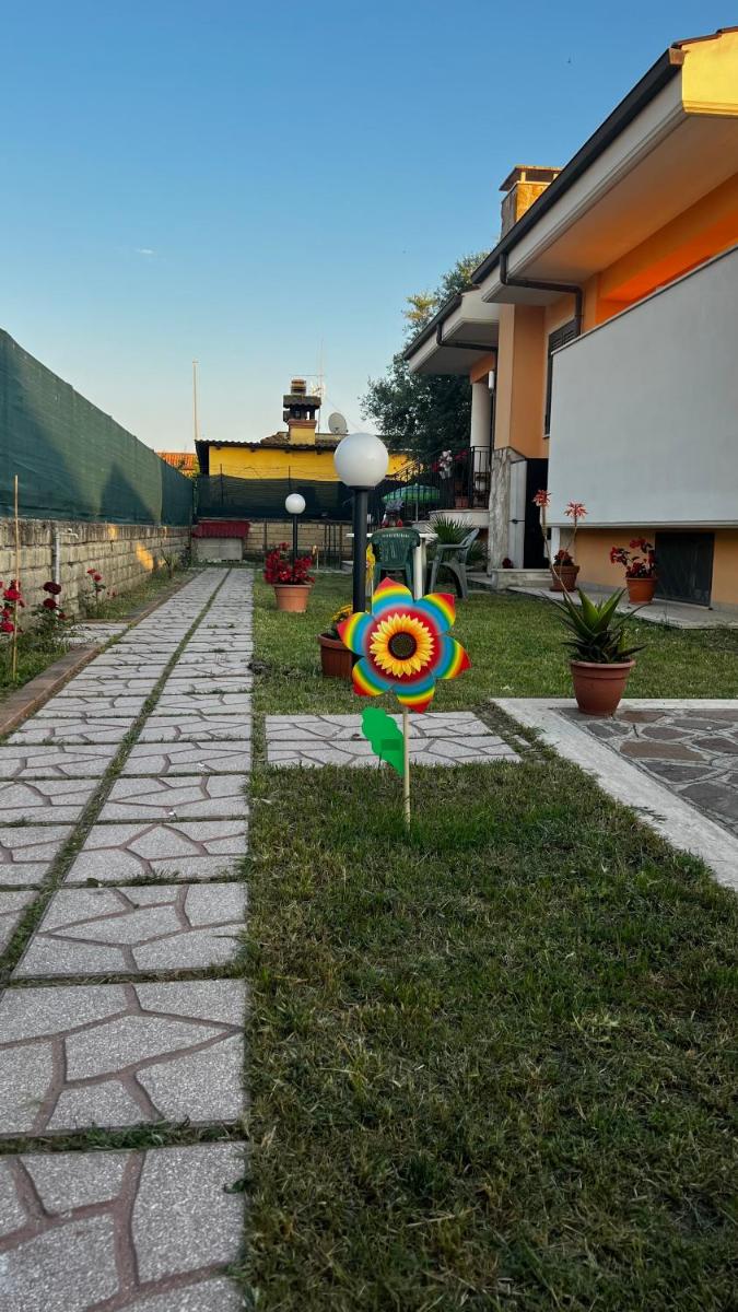Fiera di Roma B&B - Housity