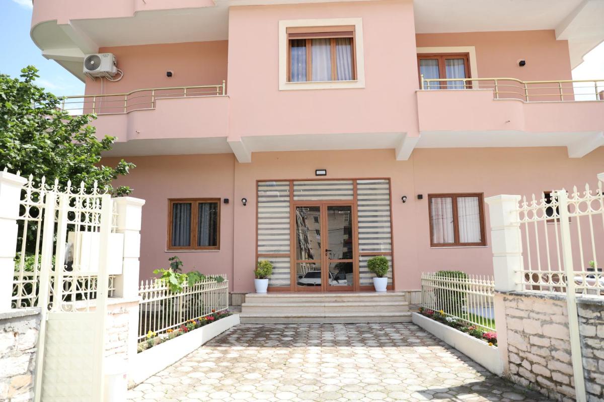 Suitetrails - Hotel Vila Maledhi