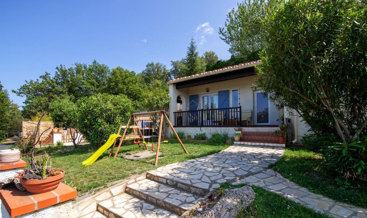 Travelers house - Villa with private pool and kids friendly - Housity