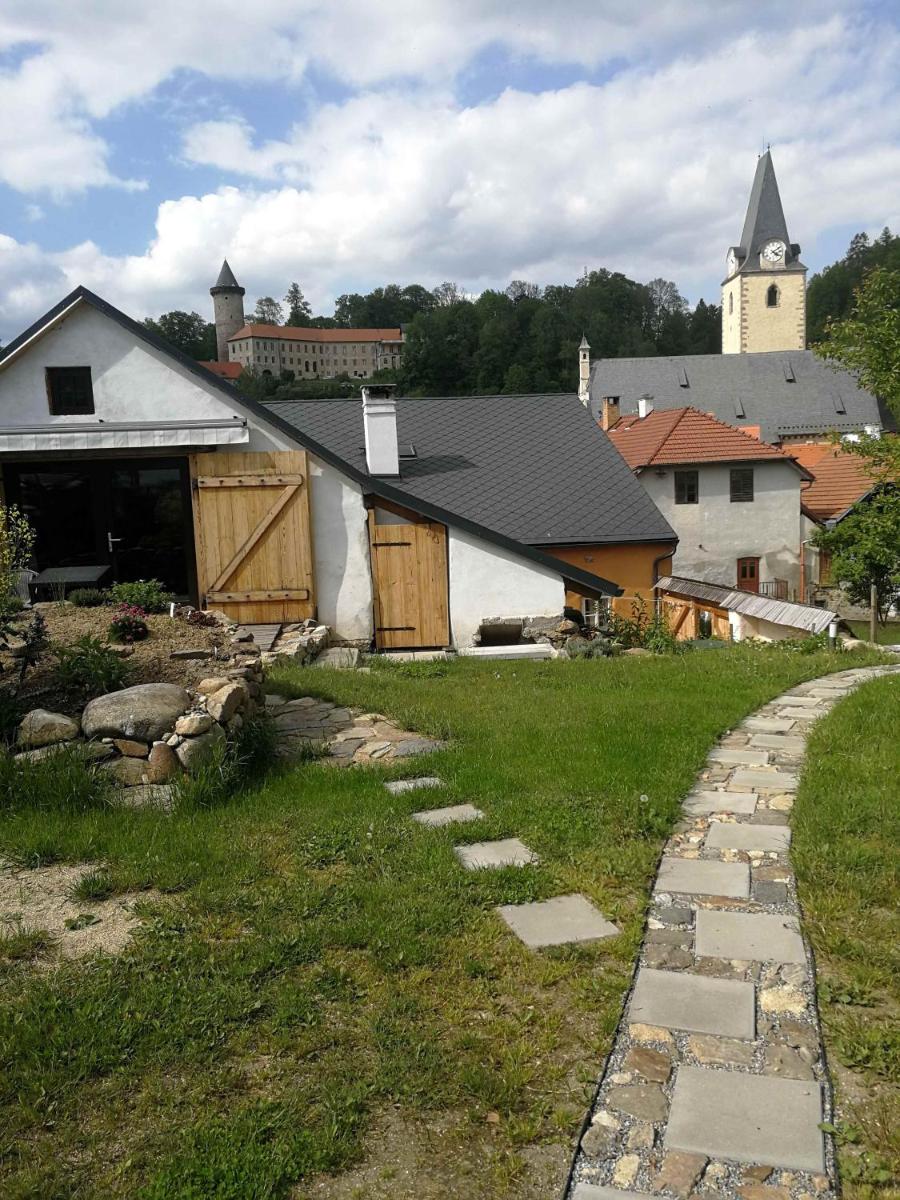 Měšťanský dům Rožmberk 31 - Housity