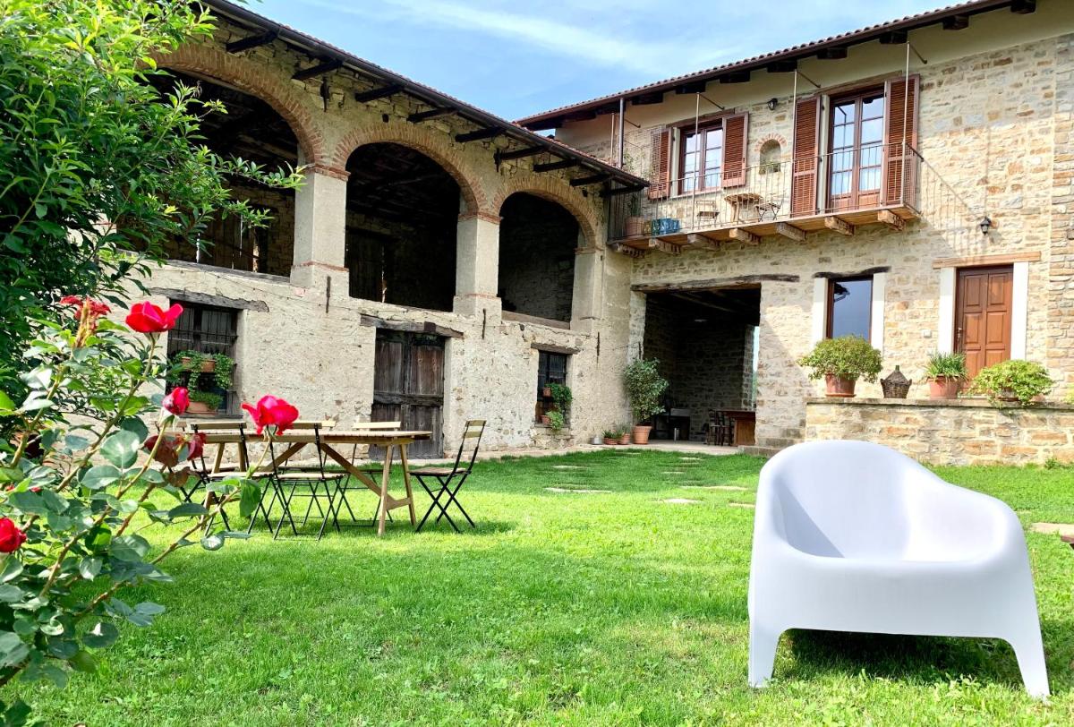 Cascina Villa - Casa di campagna tra le nocciole - Housity