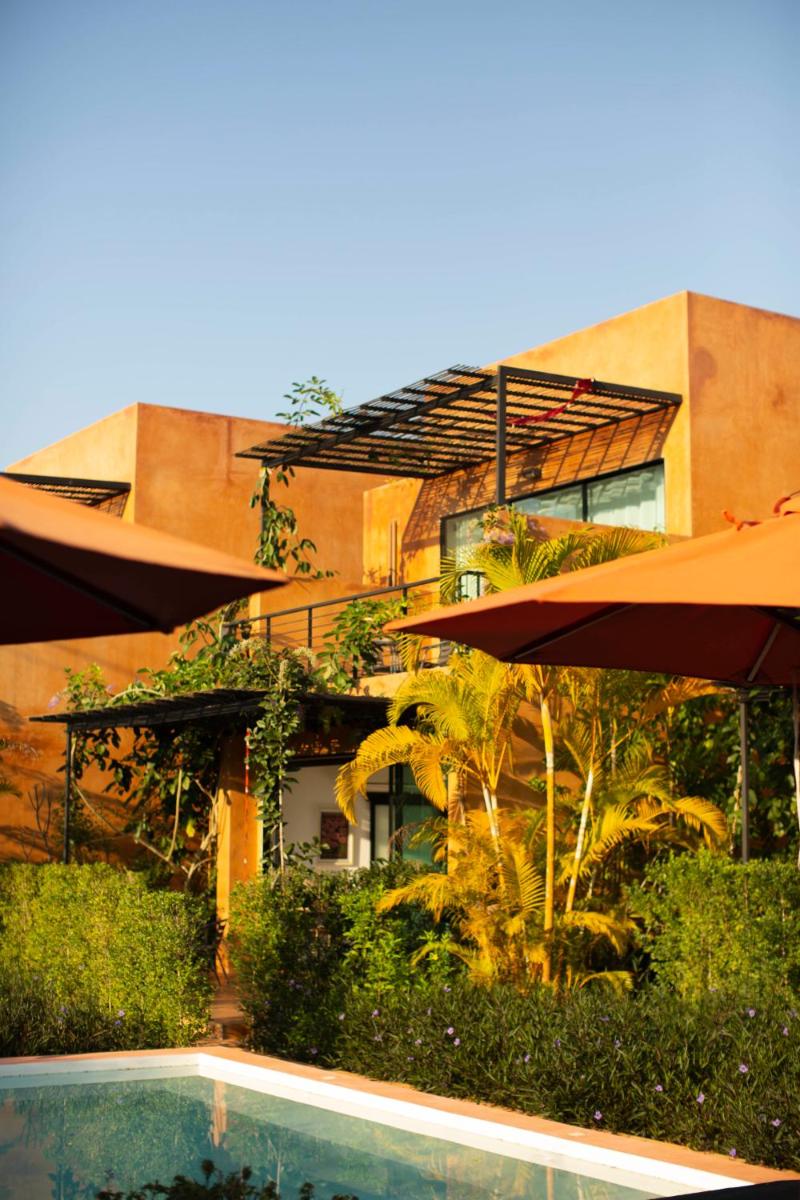 Bougain Villas - Housity