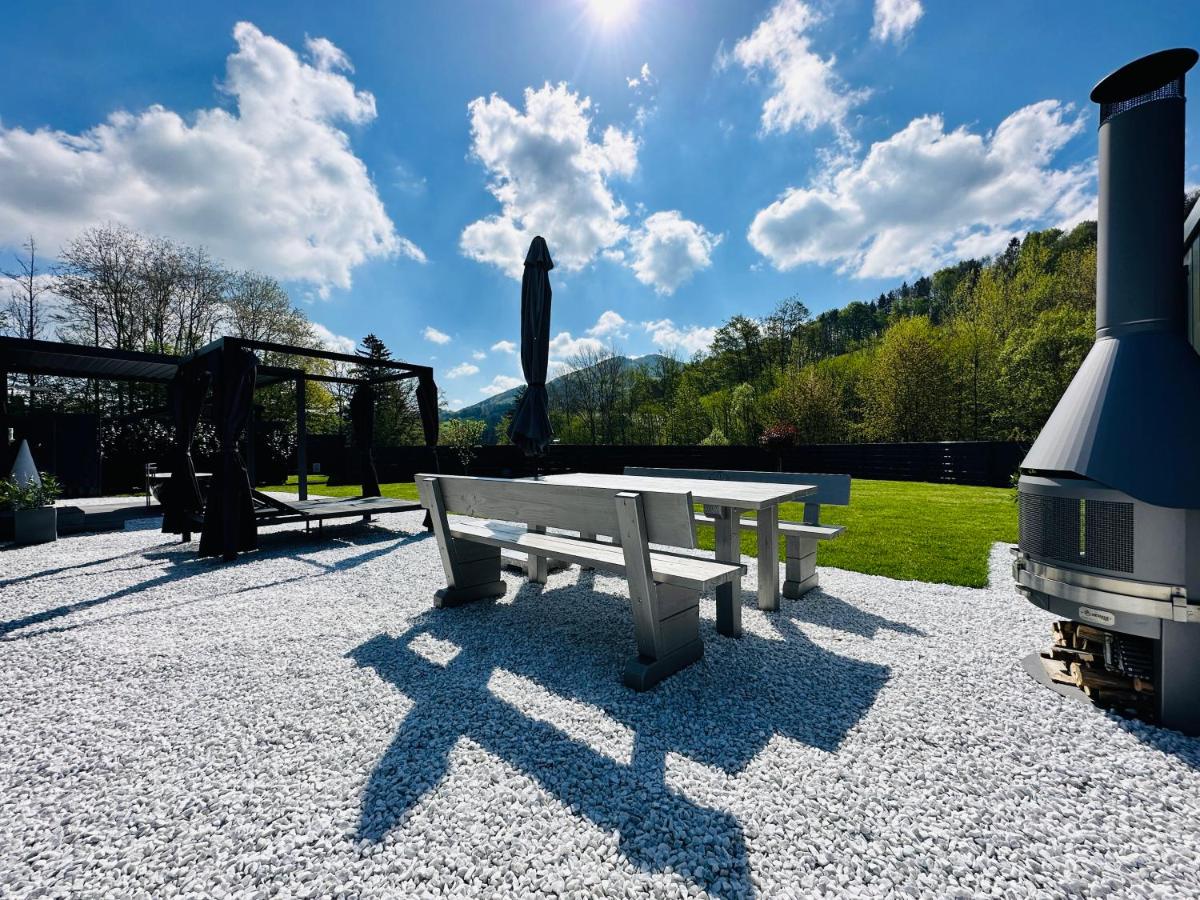 Voralpen Lodge - Ferienhaus mit Gym & Wellnessbereich - Housity