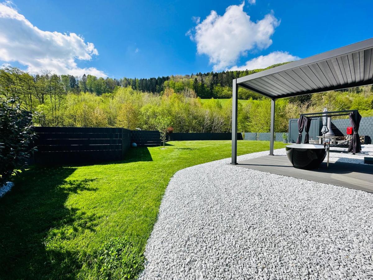 Voralpen Lodge - Ferienhaus mit Gym & Wellnessbereich - Housity