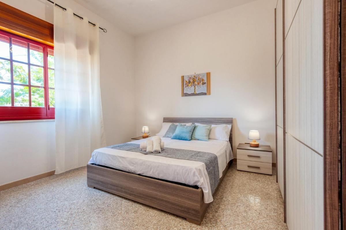 - Trullo degli Ulivi - Oasi Naturale nel Salento - Housity