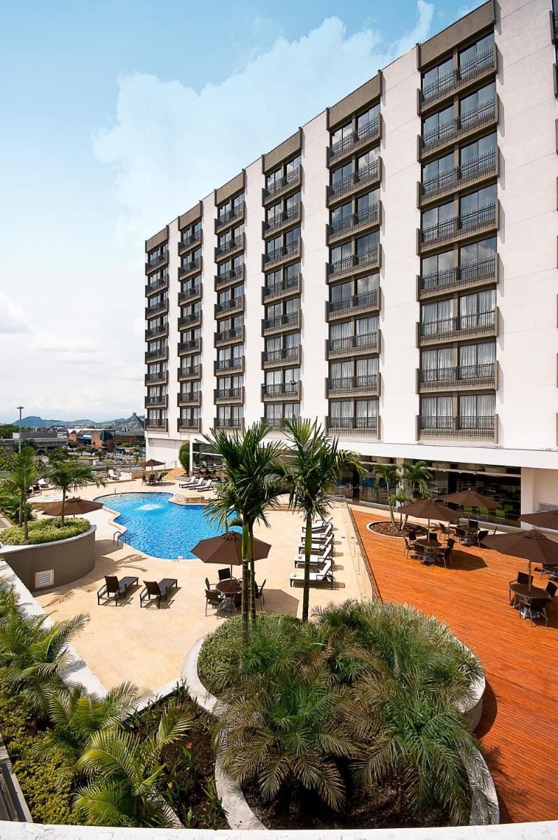 Movich Hotel de Pereira - Housity