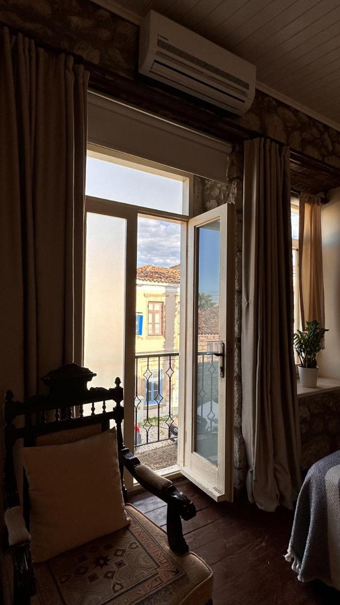 Budins Otel Alaçatı - Housity