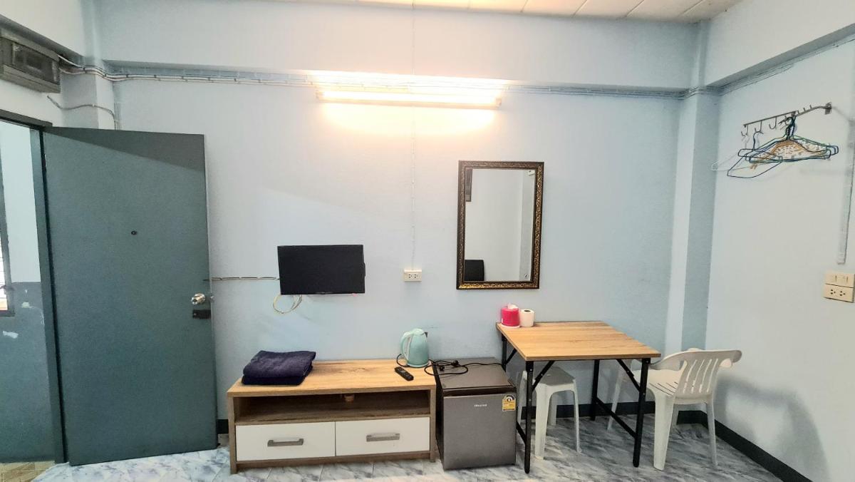 Panmanee Apartment - Housity