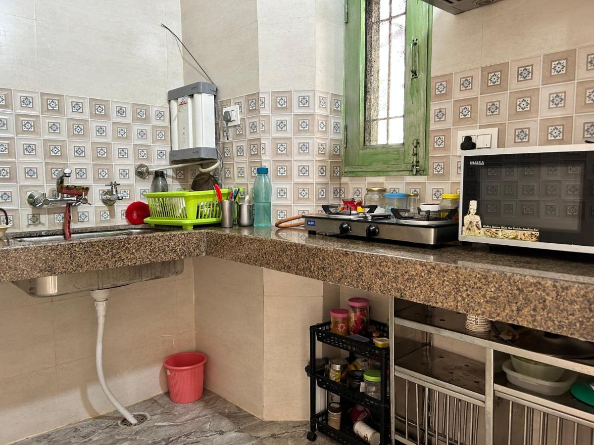 Cozy Nest - Garden Facing Apartment with Kitchen - Hizvo