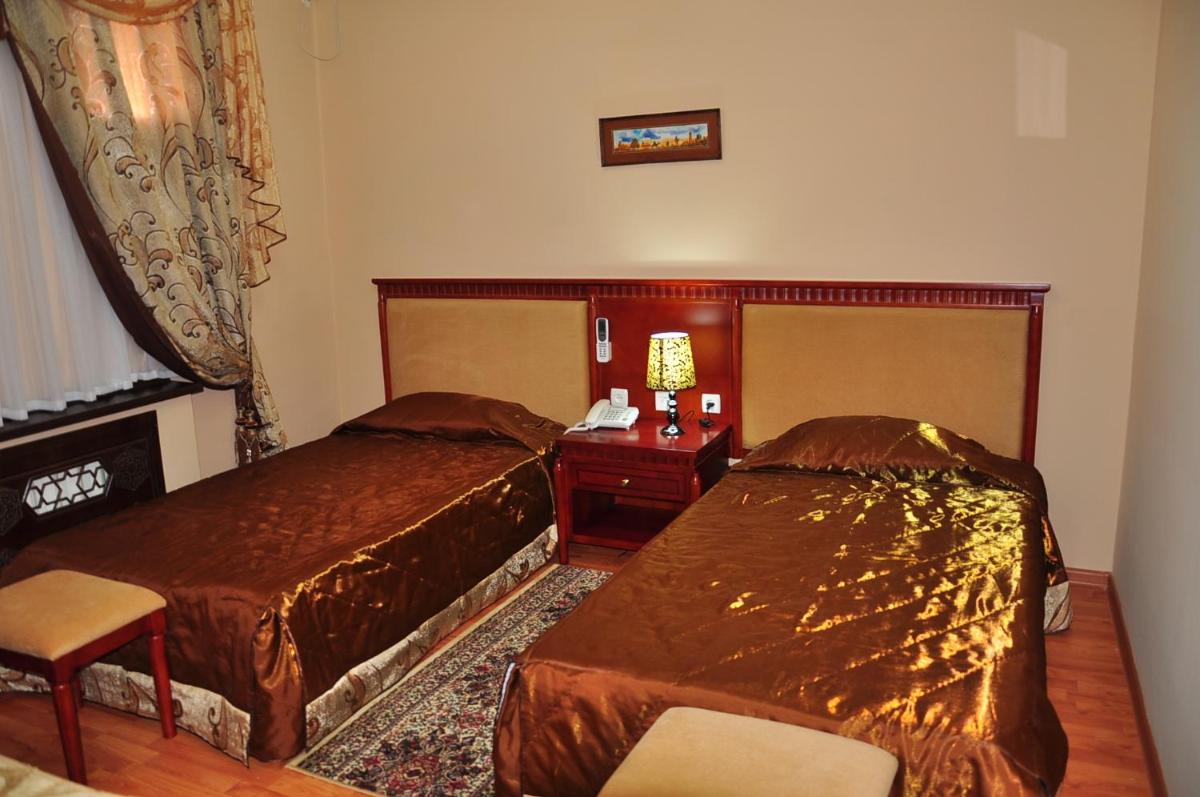 Sarbon Plaza Hotel - Hizvo