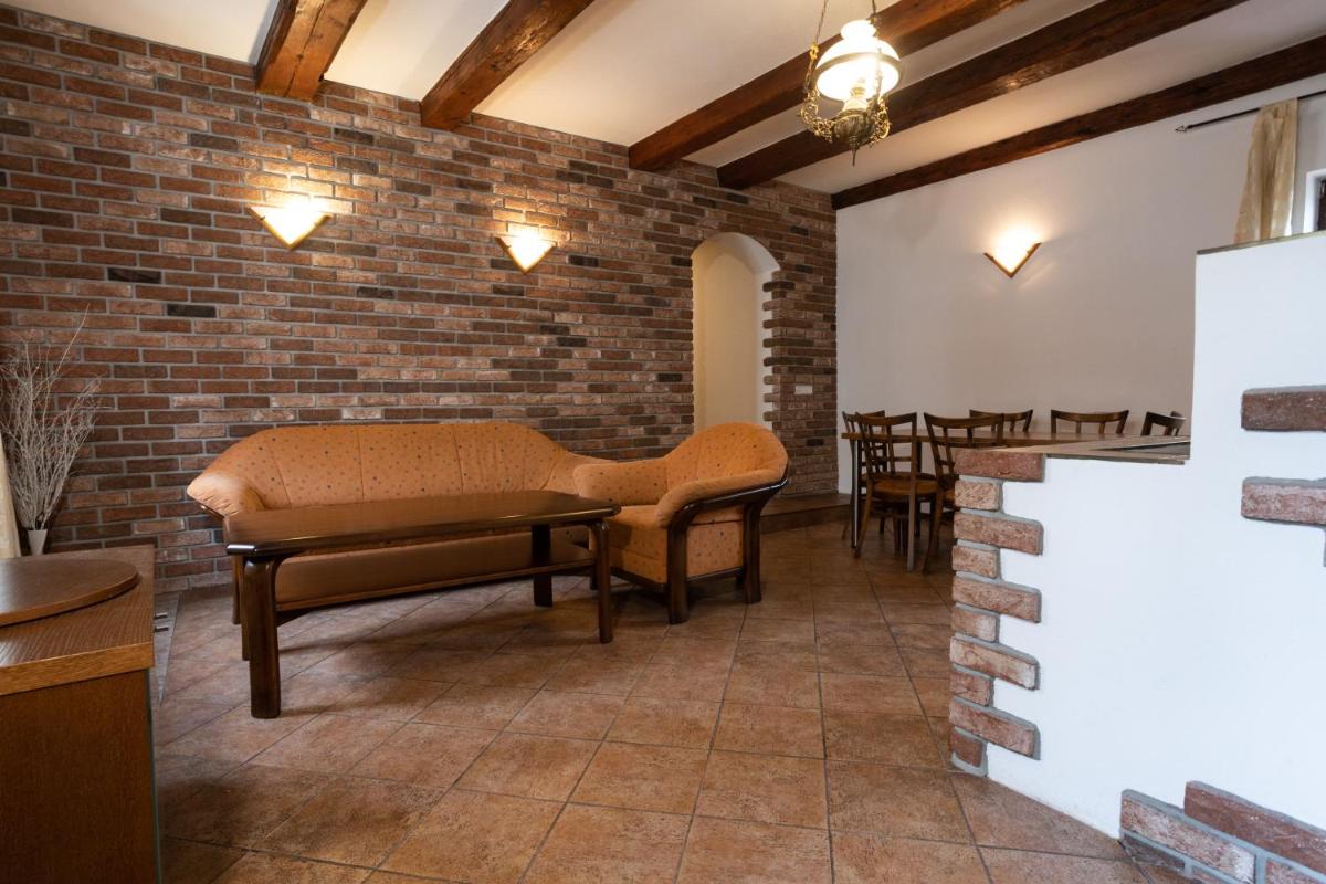 Apartments 3 in the historic part of Znojmo - Housity