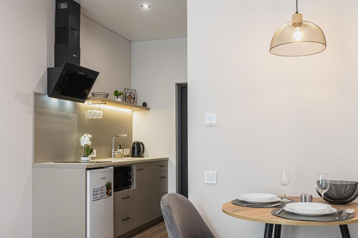 Suitetrails - Aura Home