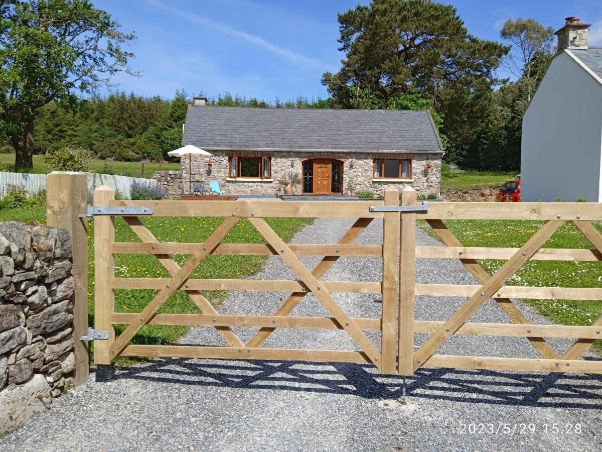 Nire Valley Cottage - Housity