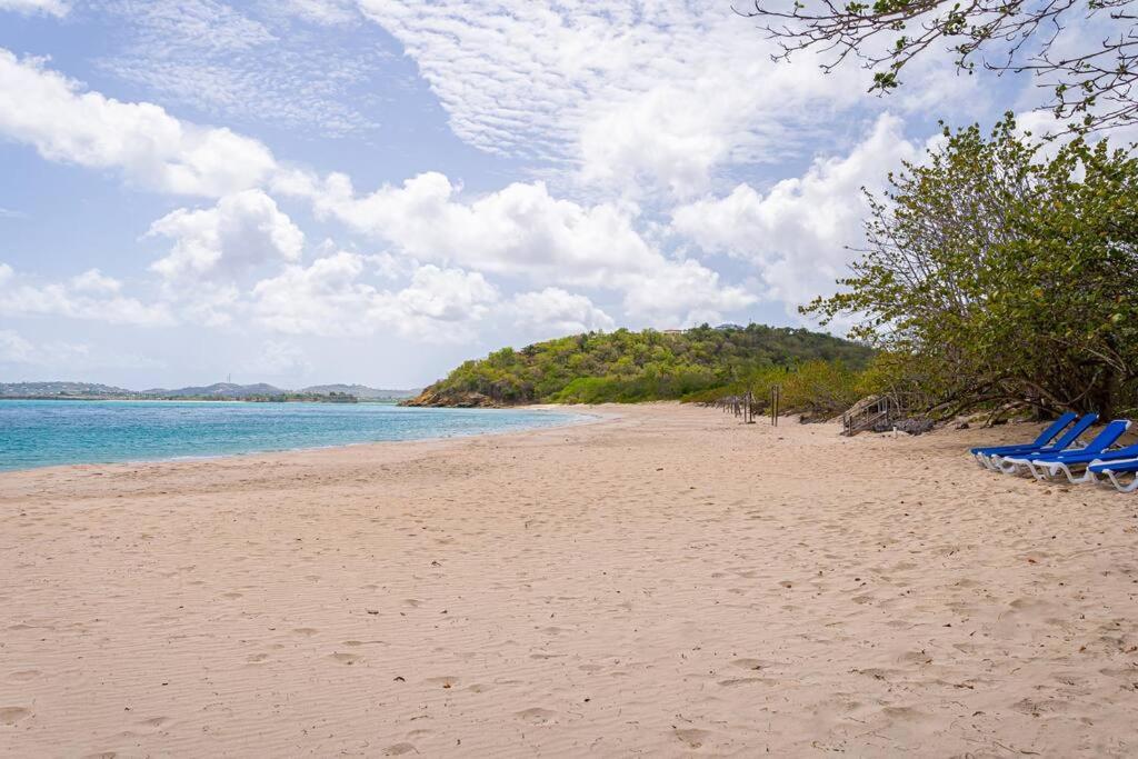 Beach Villa - Housity